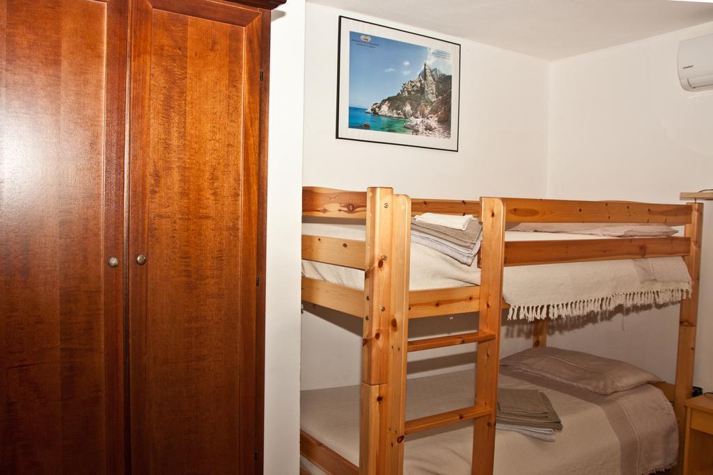 B&B Villa Tancau Santa Maria Navarrese Δωμάτιο φωτογραφία